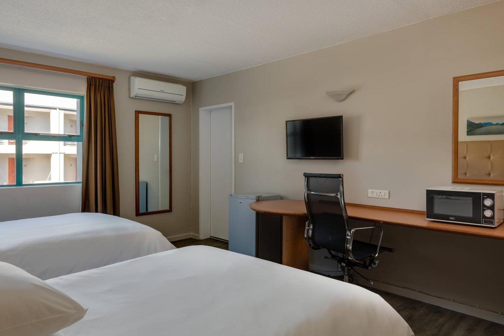 בלוויל Protea Hotel By Marriott Cape Town Tyger Valley מראה חיצוני תמונה