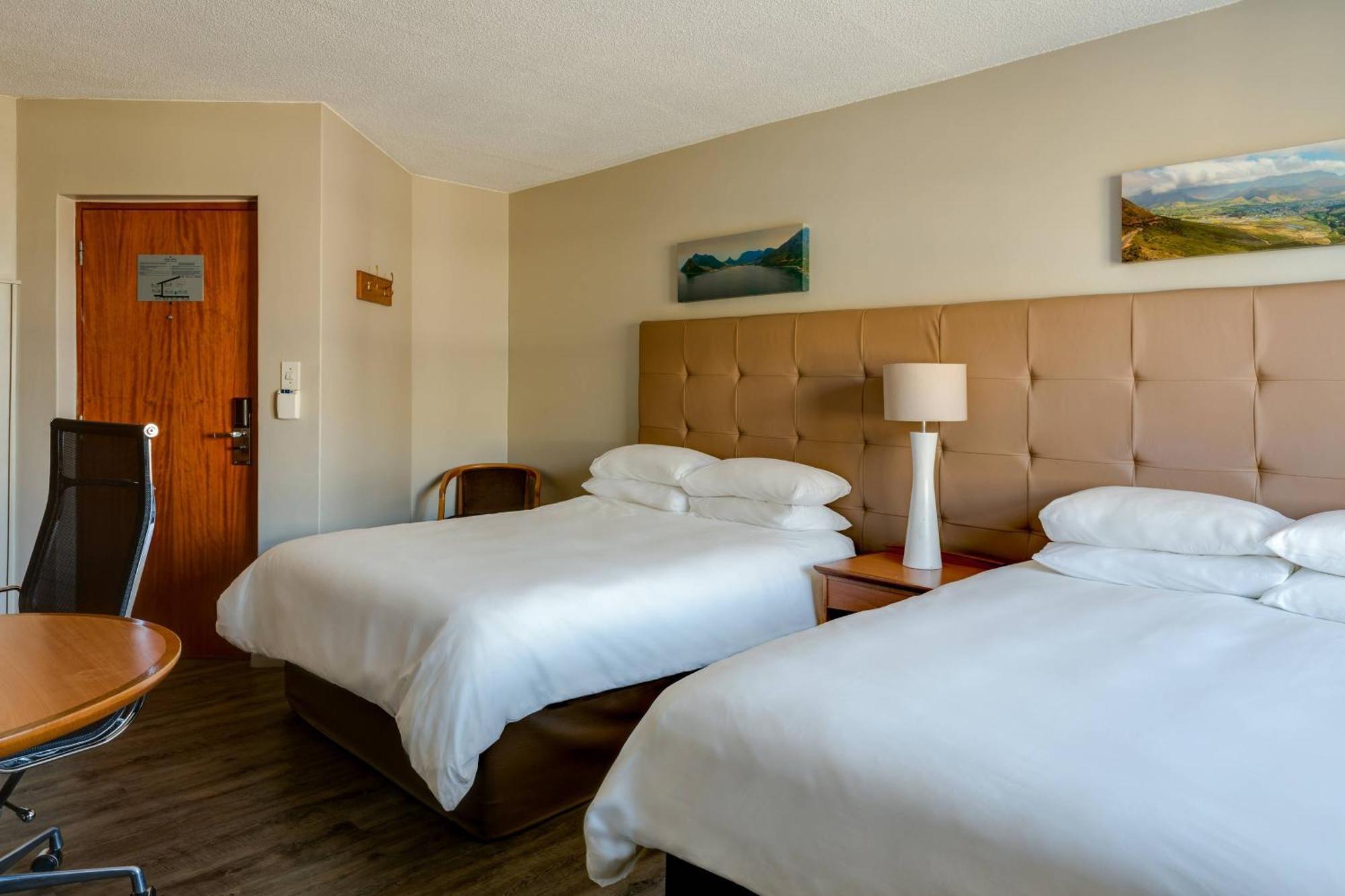 בלוויל Protea Hotel By Marriott Cape Town Tyger Valley מראה חיצוני תמונה