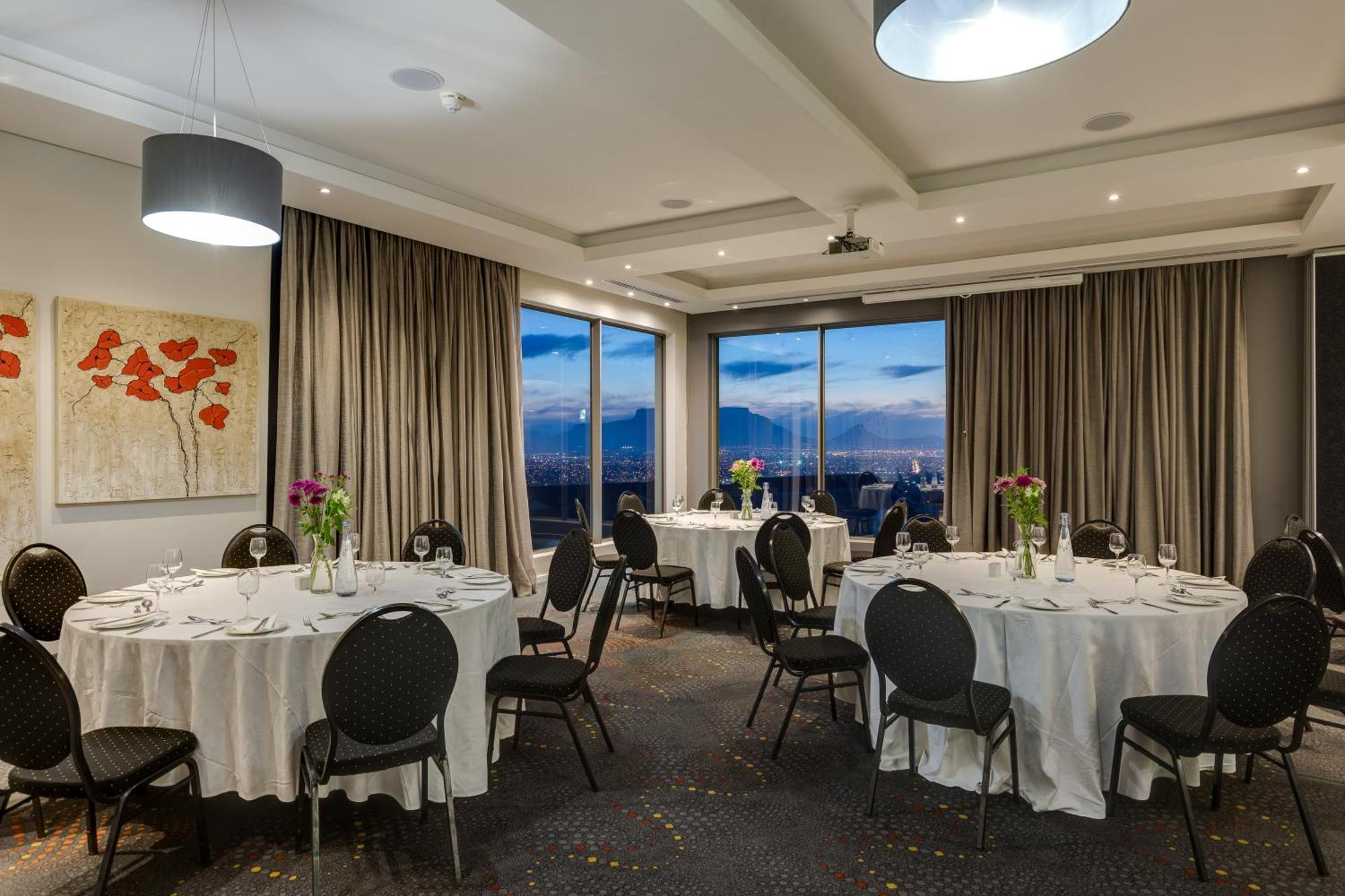בלוויל Protea Hotel By Marriott Cape Town Tyger Valley מראה חיצוני תמונה